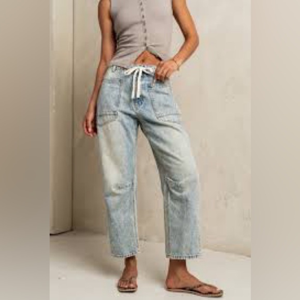 Callie Barrel Jeans Size 2/26